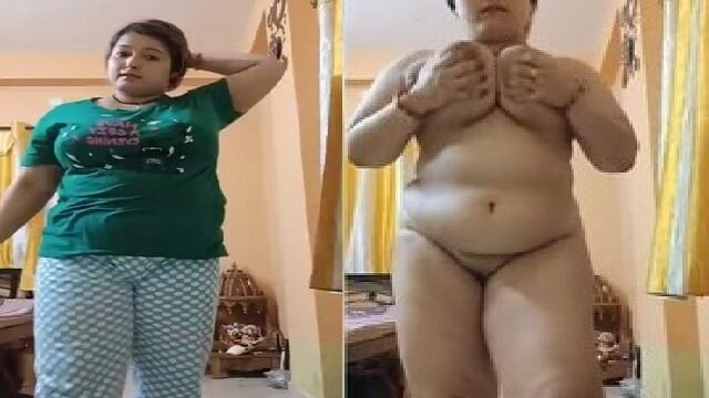 Chubby Hindi housewife secret video call naked big boobs and pussy xxx