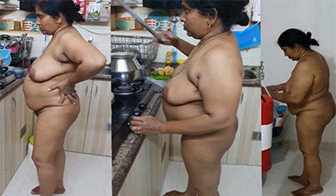 Tamil Houewife Aunty – Nude Captured by Hubby Sex
